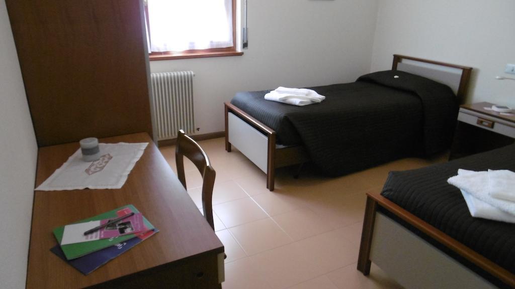 Casa Per Ferie Paola Di Rosa Hotel Arta Terme Pokój zdjęcie